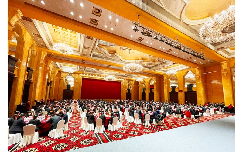 ?筑夢新征程·一起向未來 - 天華實(shí)業(yè)集團(tuán)2022迎新年會(huì)順利召開