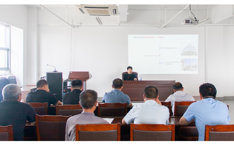 【內(nèi)訓(xùn)師課堂】集團(tuán)開(kāi)展《淺談施工過(guò)程中的五大傷害》《高處作業(yè)吊籃安全管控要點(diǎn)》專題培訓(xùn)